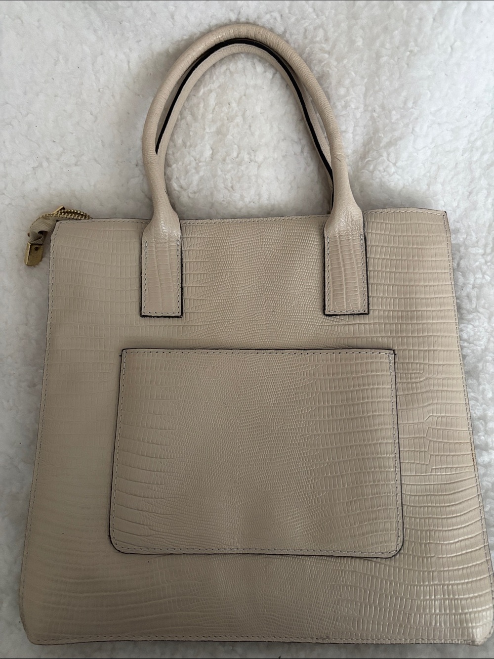 Beige Croc-Embossed Structured Tote Bag with Crossbody Strap - Picture 3 of 11